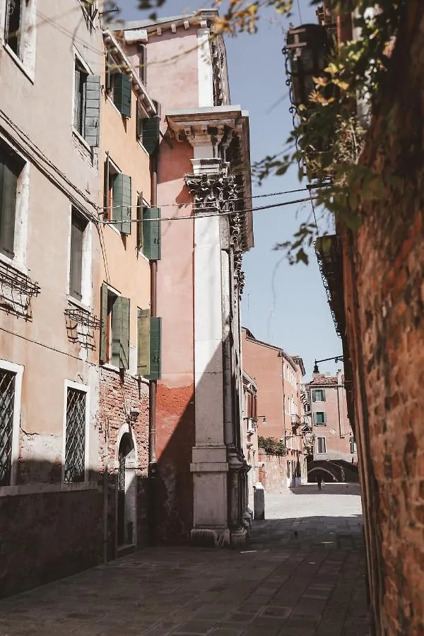 Casa Vacanze Angolo 'Sconto Venedig 0*,  Italien