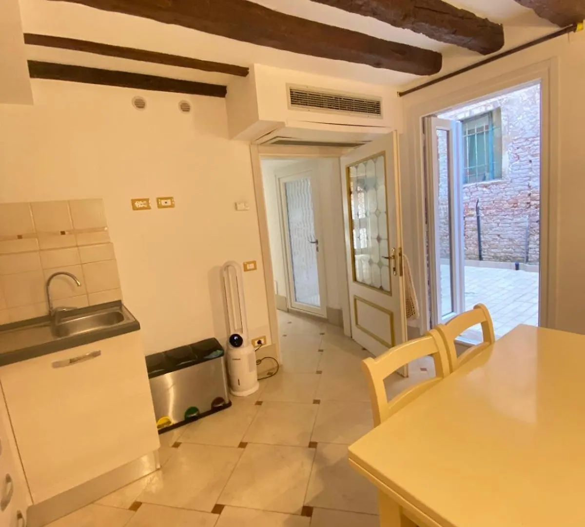Casa Vacanze Angolo 'Sconto Venedig 0*,  Italien